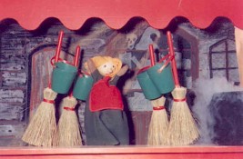 Wonderland Puppet Theater - The Sorcerers Apprentice - Apprentice and Brooms